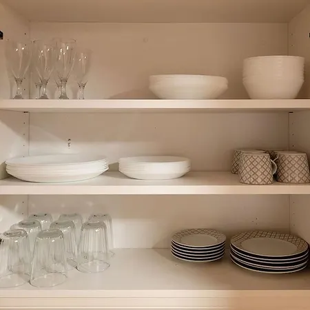 Daire 3 Bedrooms Apartment! Close To Aurora Observatory. *