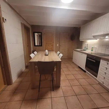 3 Bedrooms Apartment! Close To Aurora Observatory. トロムソ