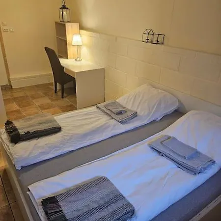 アパート 3 Bedrooms Apartment! Close To Aurora Observatory. トロムソ